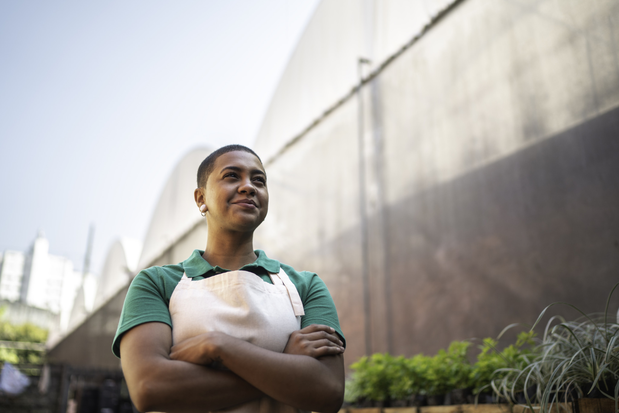 Florist outside with plants | Cannabis and hemp insurance